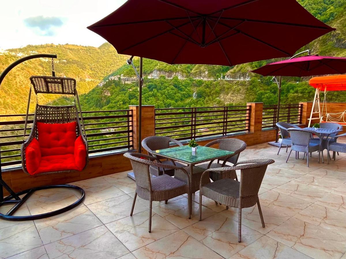 Doon Valley Resort, 무소리에 외부 사진
